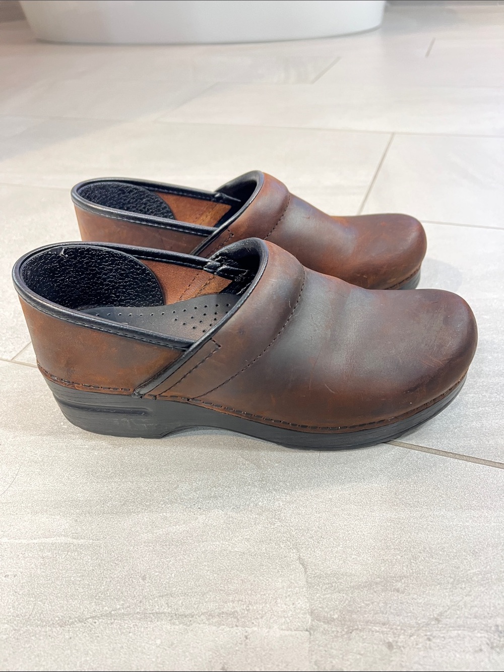 Women’s Dansko Shoes